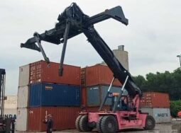 Kalmar DRG450 Container handling